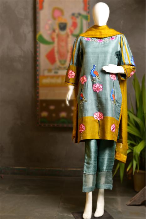 Greyish Blue & Mustard Colour Tunic Hand Painted Suit made of Mulberry and Raw Silk with Organza Dupatta
