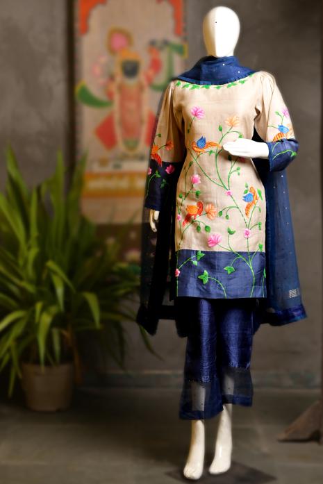 Blue & Beige Colour Tunic Hand Painted Suit made of Mulberry and Raw Silk with Organza Dupatta